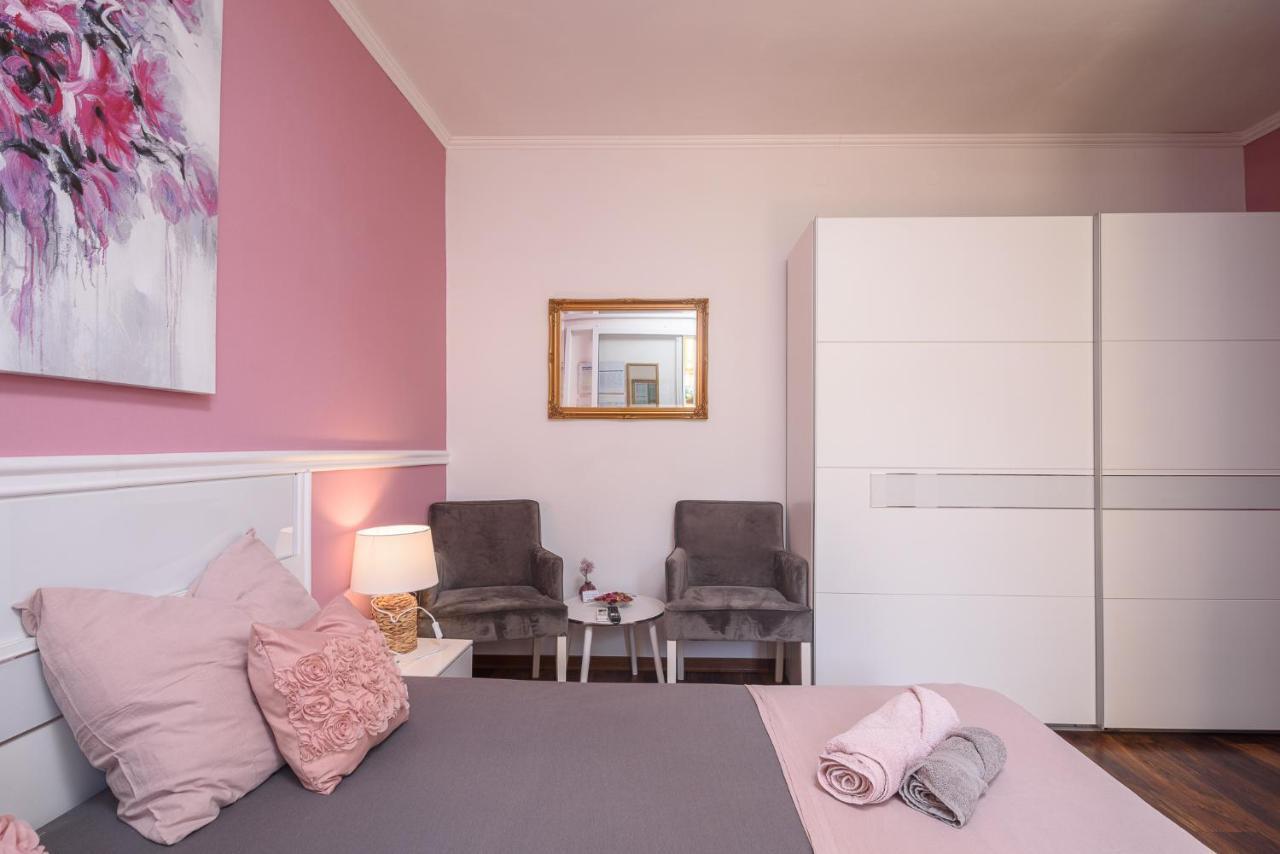 Vikeli Apartment Trogir Luaran gambar