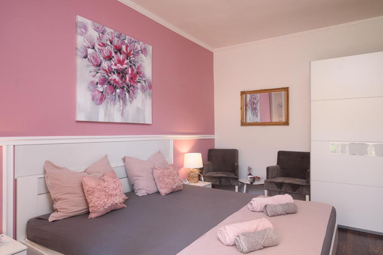 Vikeli Apartment Trogir Luaran gambar