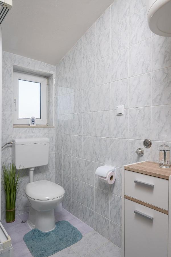 Vikeli Apartment Trogir Luaran gambar