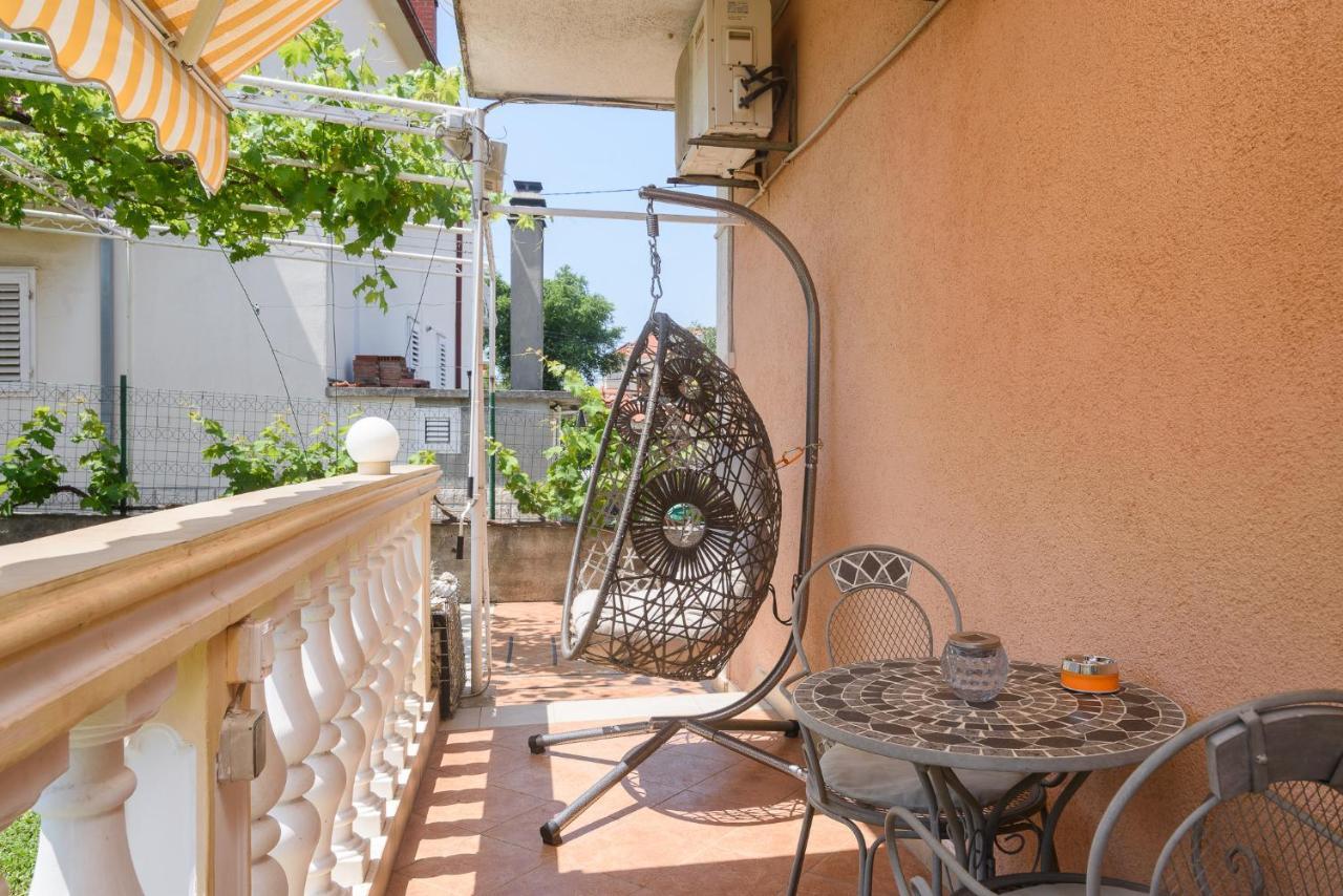 Vikeli Apartment Trogir Luaran gambar