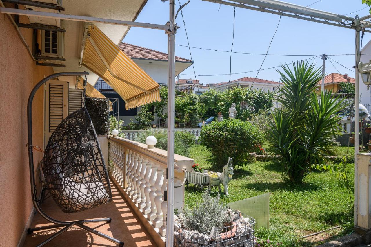 Vikeli Apartment Trogir Luaran gambar